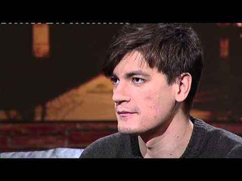 Видео: Шоумен Александр Гудков в прямом эфире 10.01.2013