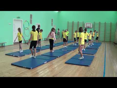 Видео: Открытый урок по физкультуре учителя  Антипова