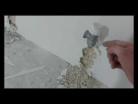 Видео: Переустановка радиаторов с нижним подключением