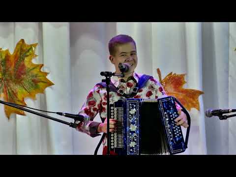 Видео: "Морошка". Исполняет Никита Ронжин.