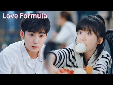 Видео: Холодный красавчик платит за «случайности», лишь бы баловать Золушку! 💰💘