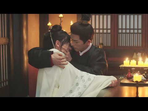 Видео: Девочка испытывала такую боль, что сын демона попросил ее укусить его! 💖