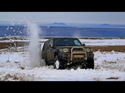 Видео: Сломанные джипы, порванные тросы. Снег ошибок не прощает!