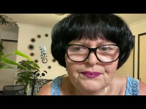 Видео: Жизнь в Австралии бьет ключем... Правда довольно часто гаечным по голове