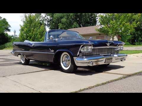 Видео: Роскошь 50-х! Кабриолет Imperial Crown 1958 года синего цвета и история Ride on My Car с Лу Коста...