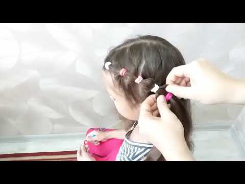 Видео: 😘 КРАСИВАЯ И ЛЕГКАЯ ПРИЧЕСКА ДЛЯ ДЕВОЧЕК С РЕЗИНКАМИ 😘