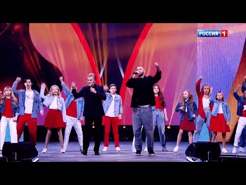 Видео: Лев Лещенко, LOC-DOG, Хор Академии Игоря Крутого – «Мы будем жить»