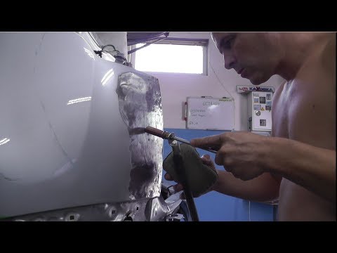 Видео: Toyota RAV 4. Рихтовка крыла споттером.  ФИНИШ.