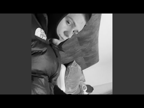 Видео: Заплаканная