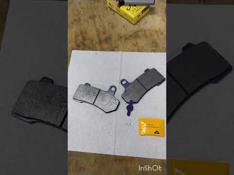 Видео: Замена тормозных колодок на Harley Davidson Electra Glide 2008.