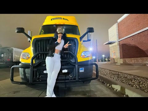 Видео: Жизнь женщины-дальнобойщицы! Видеоблог WeeklyTrucking! 4 доллара за милю на этой неделе, 1650 миль