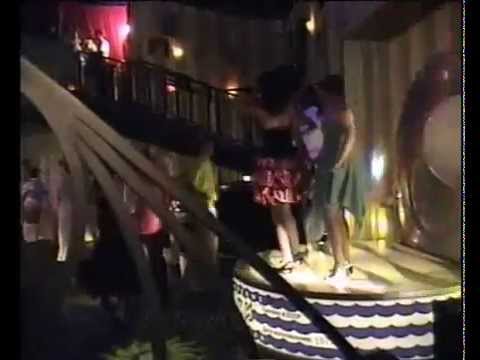 Видео: 140 Ударов в минуту Школьный выпускной