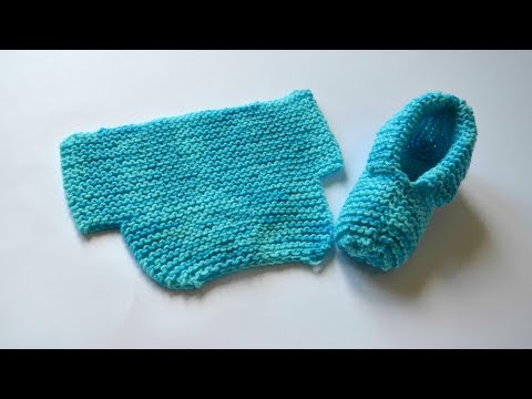 Видео: Детские простые следки спицами / для начинающих