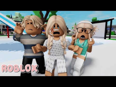 Видео: 😱 Крики за стенкой. ИСТОРИЯ В РОБЛОКС. ROBLOX Brookhaven 🏡RP 😻Roblox story🍓