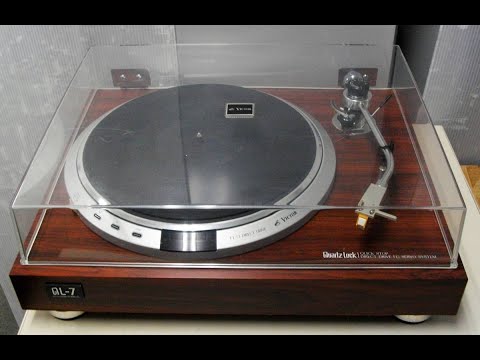 Видео: Распаковка винилового проигрывателя Victor QL-7