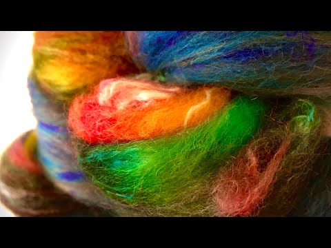 Видео: Мастер-класс по прядению пряжи | N7 цветовые блоки