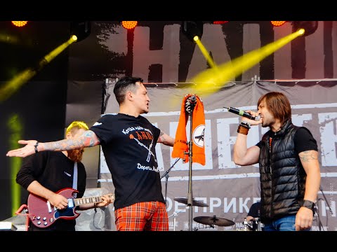 Видео: ДМЦ — Смеяться всем в лицо (ft. Денис Михайлов) (НАШЕСТВИЕ 2017, live)