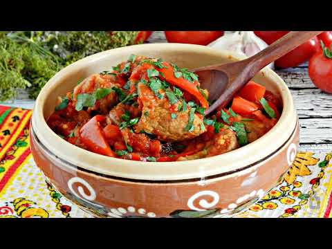 Видео: Изключително вкусно месо! СВИНСКО МЕСО, ЗАДУШЕНО С ЧУШКИ И ДОМАТИ