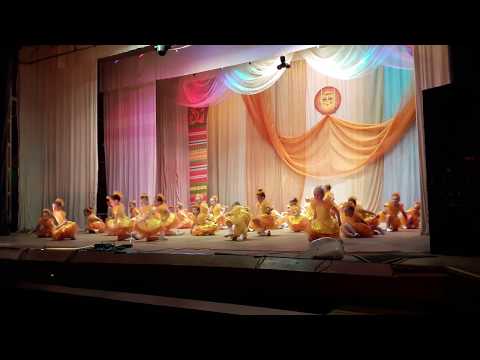 Видео: Цып-цып- цып мои цыплятки Ансамбль Солнышко город Брянск