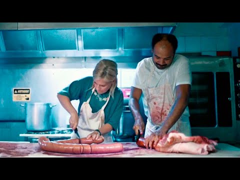 Видео: Пара Мясников решила продавать Человеческое Мясо, не думая, что ЭТО сделает их богатыми!