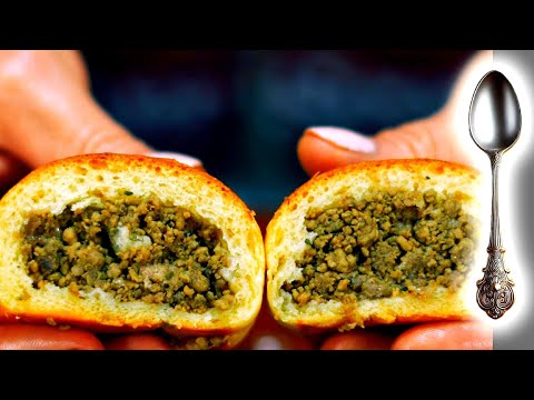Видео: Домашние пирожки с сочной мясной начинкой: мягкие, как облако! 2025 #pirojki #pirozhki #cooking