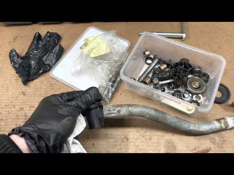 Видео: Ремонт трапеции стеклоочистителя бмв е46 дорестайл и 3D печать втулок трапеции.