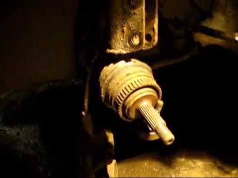 Видео: Замена ступичного подшипника на рено лагуне