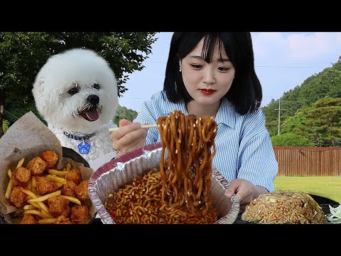 Видео: Есть чапагетти, жареный цыпленок, жареный рис в собачьем кафе🐶| MUKBANG