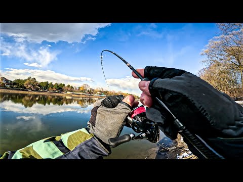 Видео: ЭТУ РЫБУ НЕ ОСТАНОВИТЬ! / РЫБАЛКА С CF NANO TRAVEL AIR НА НИЖНЕЙ МОСКВА-РЕКЕ В СТИЛЕ МИКРОДЖИГ