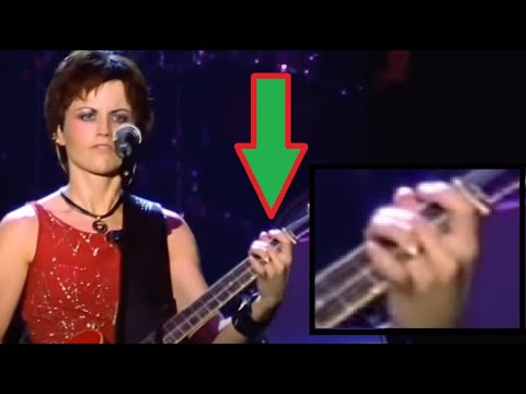 Видео: Какой аккорд в песне Zombie - Cranberries? Полный разбор всех нюансов.