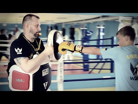 Видео: #22 - Работа на лапах с детьми и начинающими