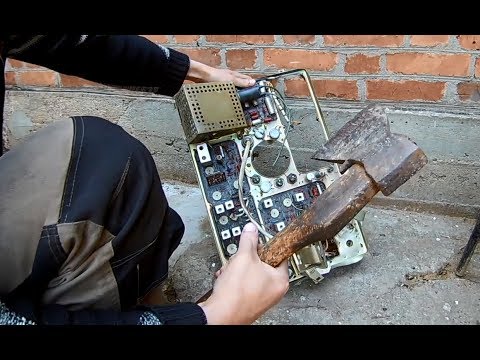 Видео: Пиролиз электронных плат (эксперимент №31)