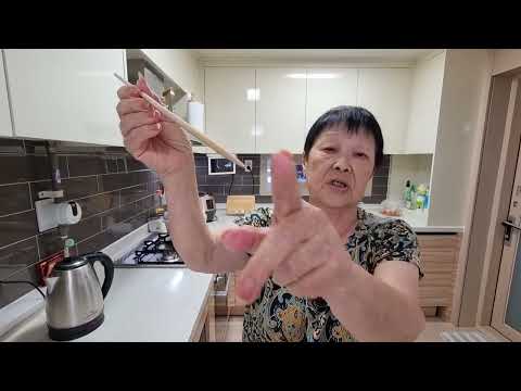 Видео: КВАСИМ КАПУСТУ В ЮЖНОЙ КОРЕЕ /PICKLED CABBAGE IN SOUTH KOREA