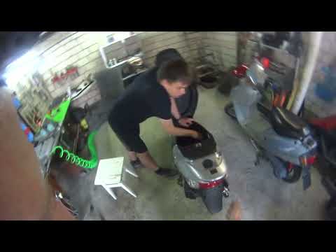 Видео: Скутер Peugeot v-clic 50