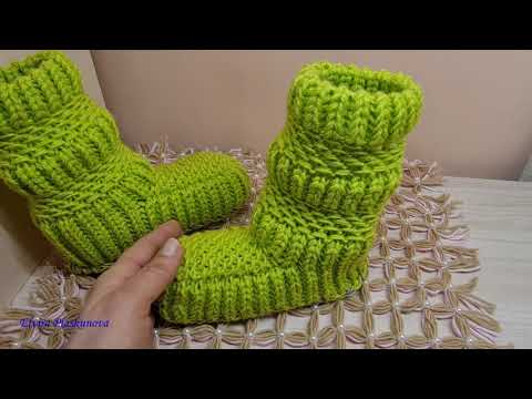 Видео: Связала САПОЖКИ-НОСОЧКИ внучке к 8 марта. Сапожки детские спицами.