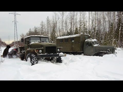 Видео: ЗиЛ-157 против УРАЛ-375 на ЛЭП зимой + Турбо-трактор!