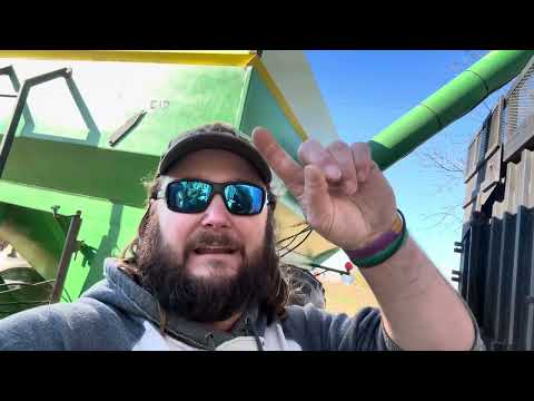 Видео: Я ошибся и сломал последний срезной болт, выгружая кукурузу. Насколько смертоносным может быть сы...