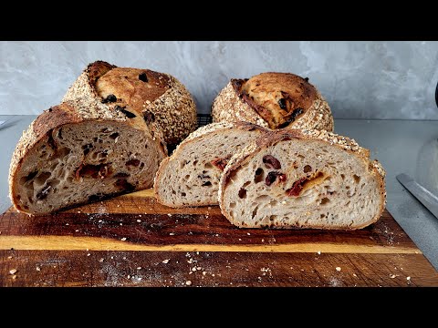 Видео: Хлеб на закваске с вялеными томатами, оливками, луком и черным тмином! Этот хлеб вы точно полюбите!