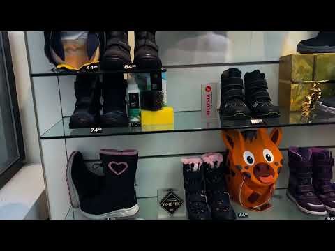 Видео: Рождественская ярмарка в небольшом немецком городе Эсслинген в  Декабре 2024. Цены и виды товаров.