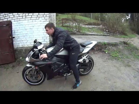 Видео: Обзор спортбайка Yamaha YZF-R1 2003 год
