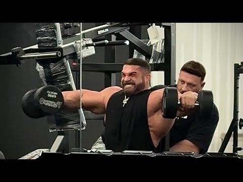 Видео: Тренировка плеч . Mr. O Дерек Лансфорд