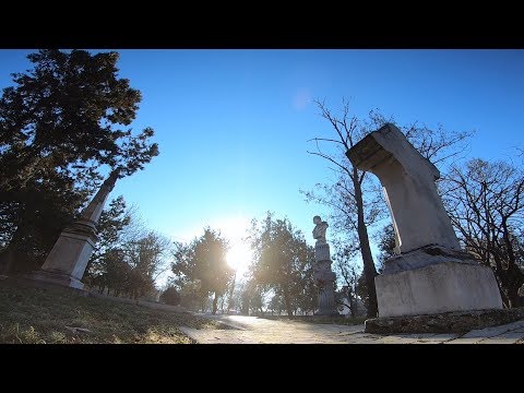 Видео: Записки севастопольского экскурсовода. Братское кладбище (часть 2)