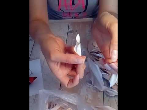 Видео: Бесплатный мастер-класс хризантем из фоамирана