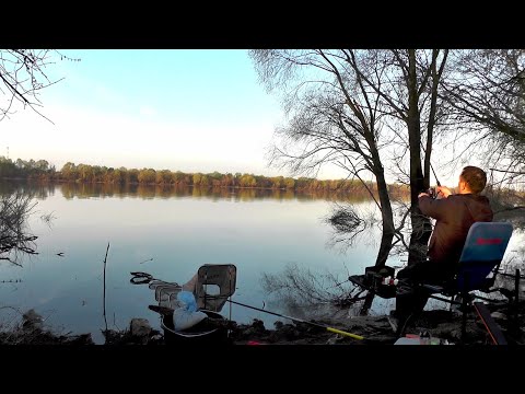 Видео: Рыбалка на Оке весной.