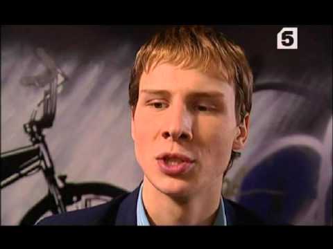 Видео: Лиза Неустроева и Иван Полисов