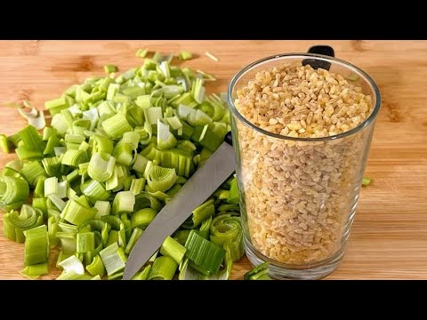 Видео: Плов из булгура с луком-пореем: Обязательно попробуйте, это очень простое и вкусное супер блюдо.