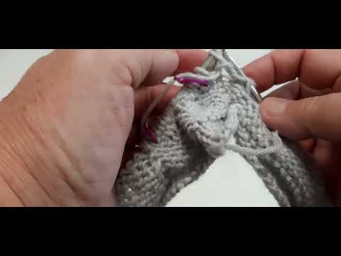 Видео: Мастер класс по вязанию капора-капюшона "Розовая пенка".