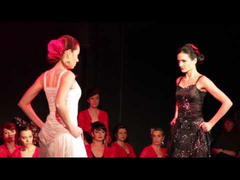 Видео: «Día y Noche». Студия танца фламенко «Soleadas»