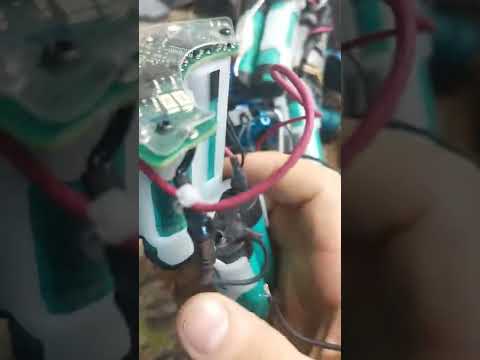 Видео: ПРОСТОЙ РЕМОНТ ПЫЛЕСОСА Philips FC6404 и подобных ему