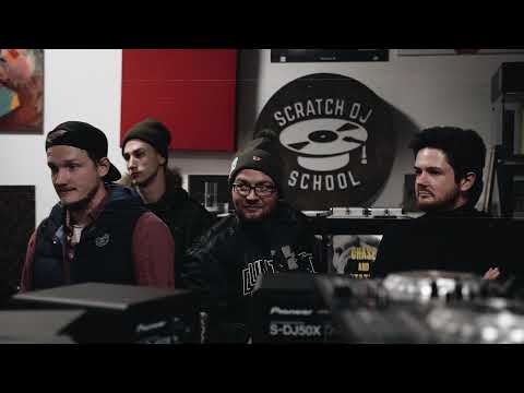 Видео: Roland DJ-202. Обзор от Scratch DJ School